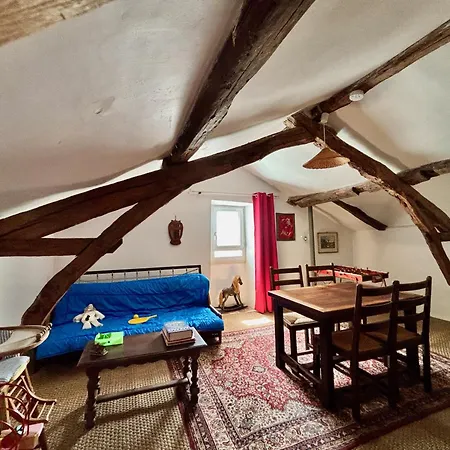 Chemaminou, Maison Au Coeur De La Vallee Du Cele Casa de Férias *
